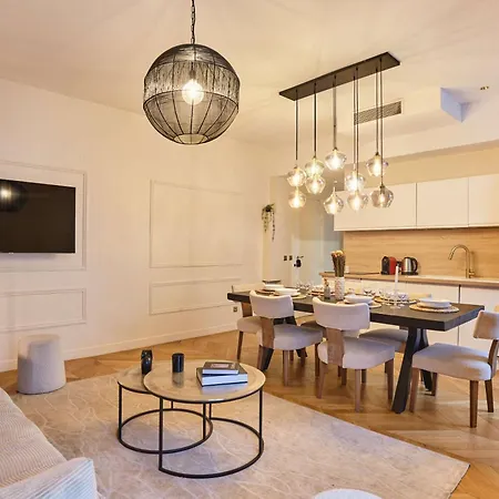 Superb Terrace Champs Elysees Apartment Paris