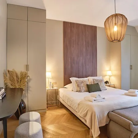 Apartment Superb Terrace Champs Elysees *